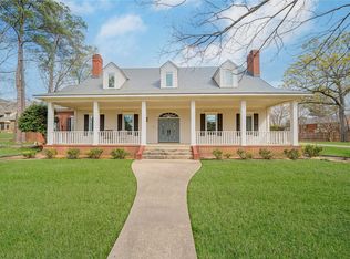 3 Lakeside Dr, Longview, TX 75604