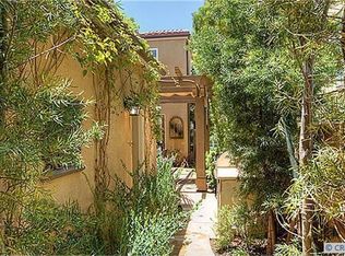 11 Willowridge, Irvine, CA 92602