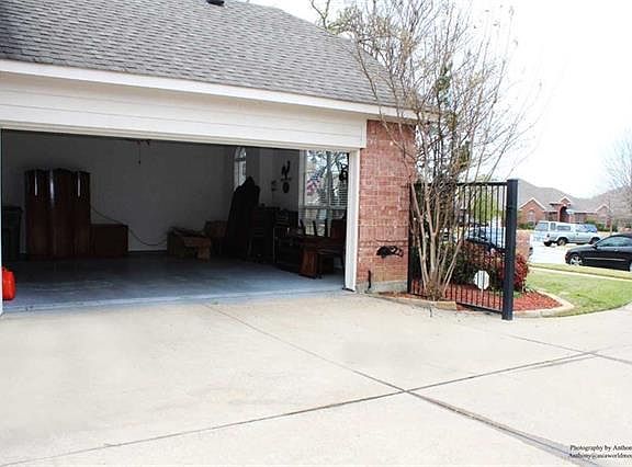 3rd image of 3502 Kasmier Ct