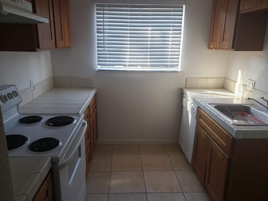 2nd image of 8952 Chalmers Ct