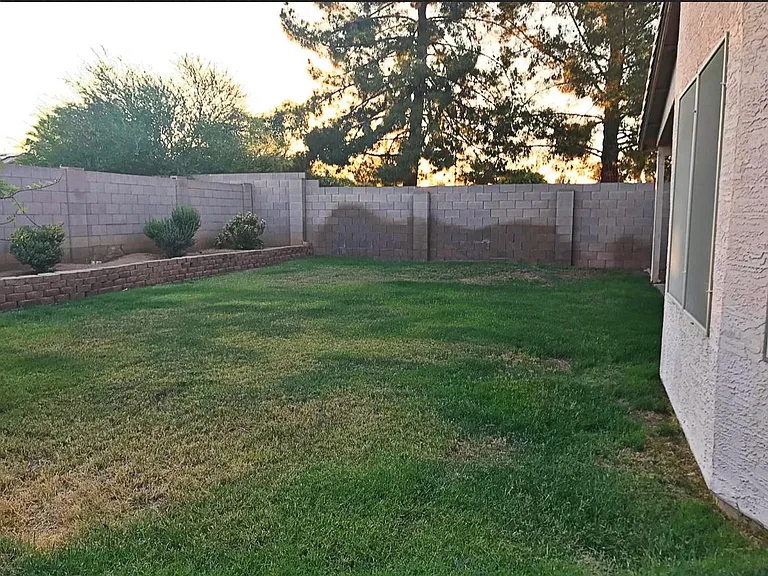 334 N Brighton Ln — Photo 3