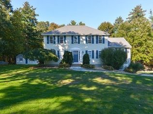 9 Royal Crest Dr, Douglas, MA 01516