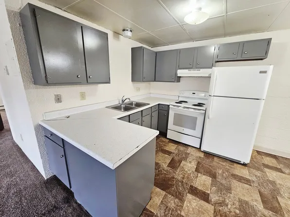 1007 Portland, 1007 Portland Dr APT 6, Bismarck, ND 58504