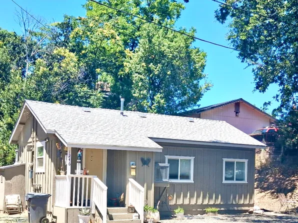 1246 Oak St, Red Bluff, CA 96080