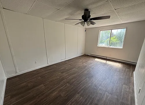 Floor plan 2 Bed 1 Bath Apt