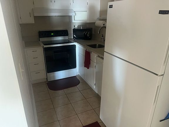 3rd image of 1825 Saint Julian Pl APT 18G