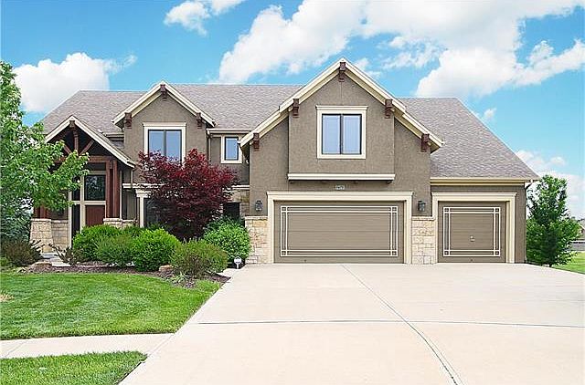1st image of 17565 N Braeburn Ct