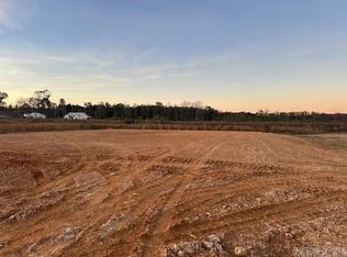 1149 Duke Dr, Bauxite, AR 72011