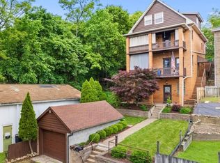 919 Pine St, Ambridge, PA