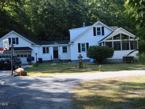 6148 Route 9N, Corinth, NY 12822