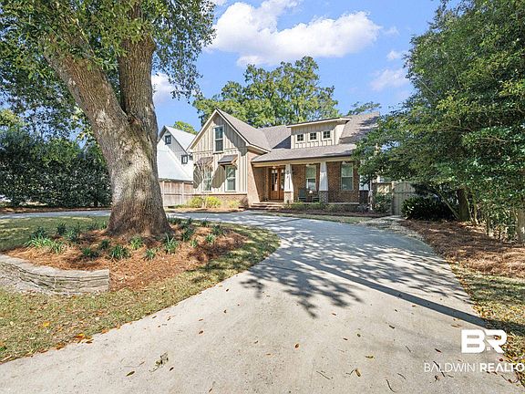 2nd image of 413 Azalea St