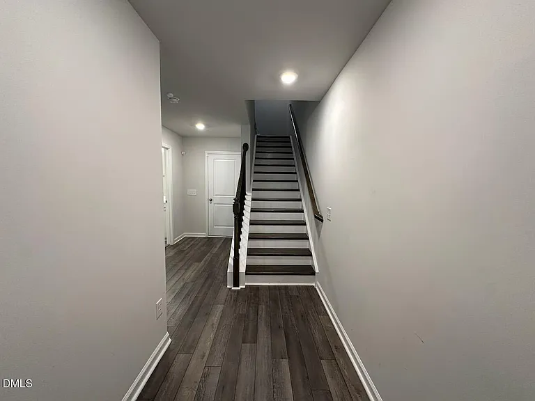 2521 Laurel Valley Way — Photo 3