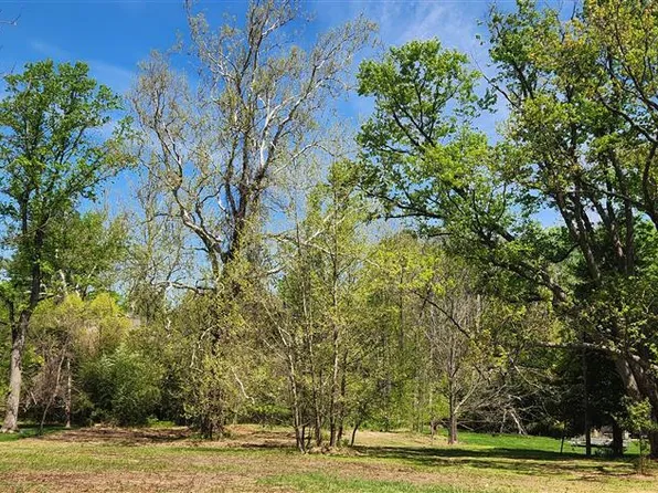 9710 Overlea Dr, Rockville, MD 20850