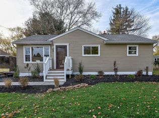 3 Forsgate Dr, Freehold, NJ 07728