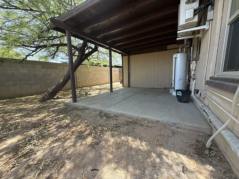 2301 N Northway Ave #10 — Photo 19