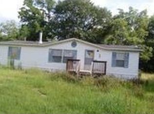 203 Roland Ln, Tennille, GA 31089