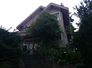 5239 19th Ave NE, Seattle, WA 98105
