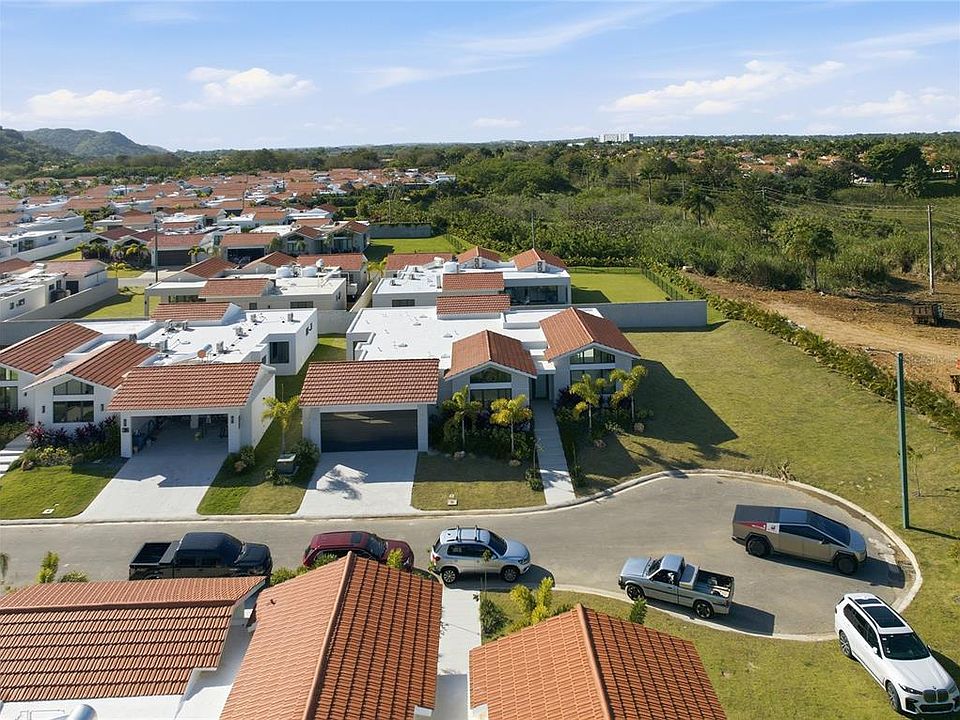 1st image of 804 CAMINO DE LAS VERBENAS