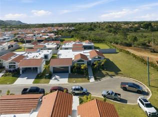 804 Camino De Las Verbenas, Dorado, PR 00646
