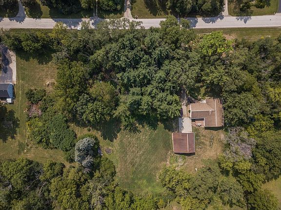 2nd image of 20838 W Rand Ct