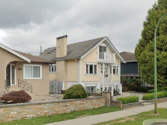 2nd image of 3955 Pandora St #7