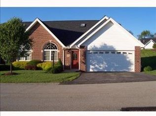 5020 Cedar Ln, Murrysville, PA