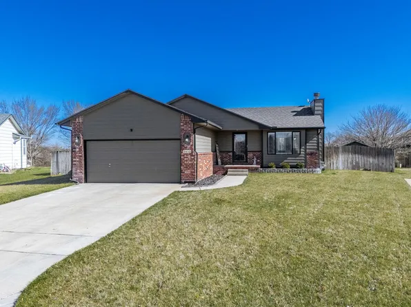 1452 E Sunset Ct, Goddard, KS 67052