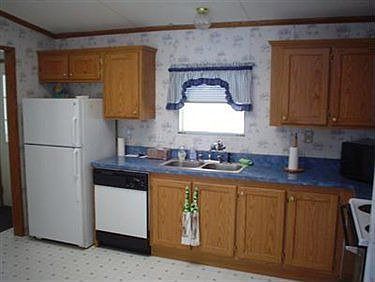 5th image of 158 Lakeview Ln