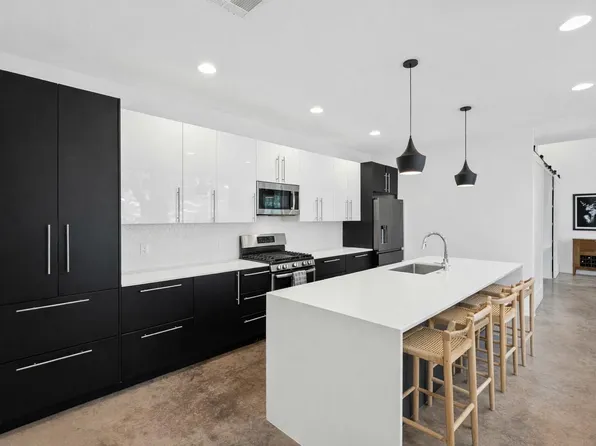 1005 Cardinal Ln Unit B, Austin, TX 78704