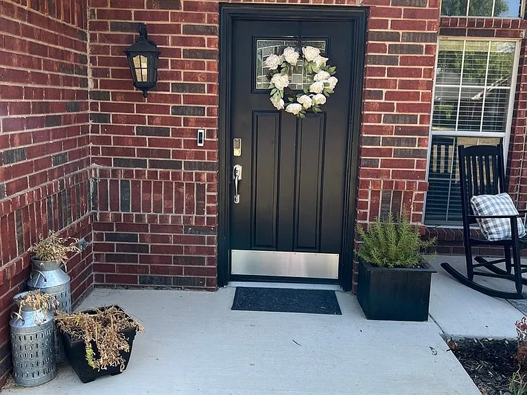 408 Kylie Ln — Photo 1