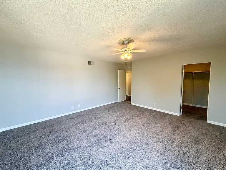 675 Ultimo Ave — Photo 22