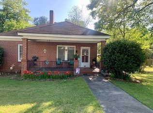 817 Glenn St, Newberry, SC 29108