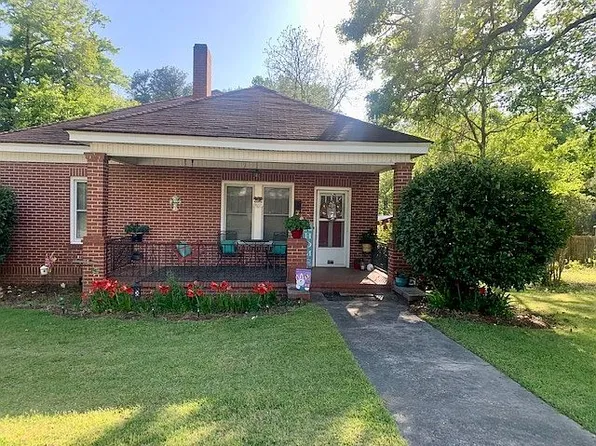 817 Glenn St, Newberry, SC 29108