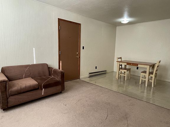 2nd image of 1007 E Park St #17