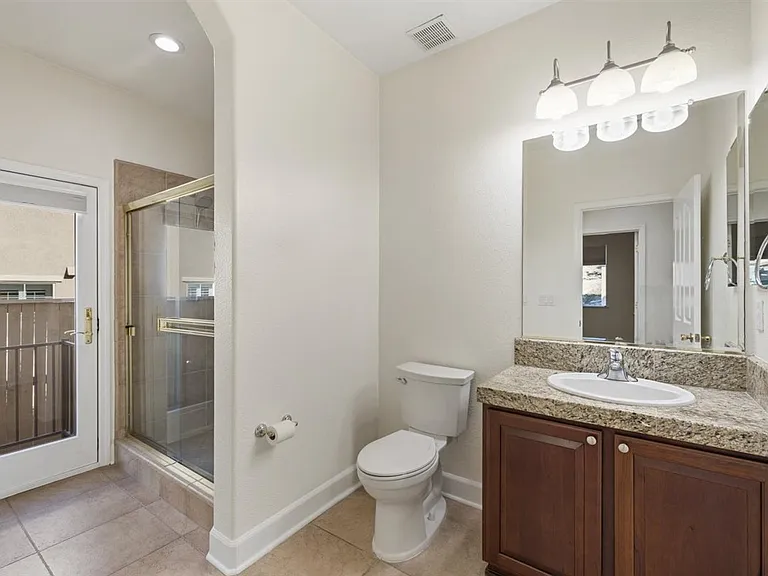 2100 Lamego Way — Photo 13