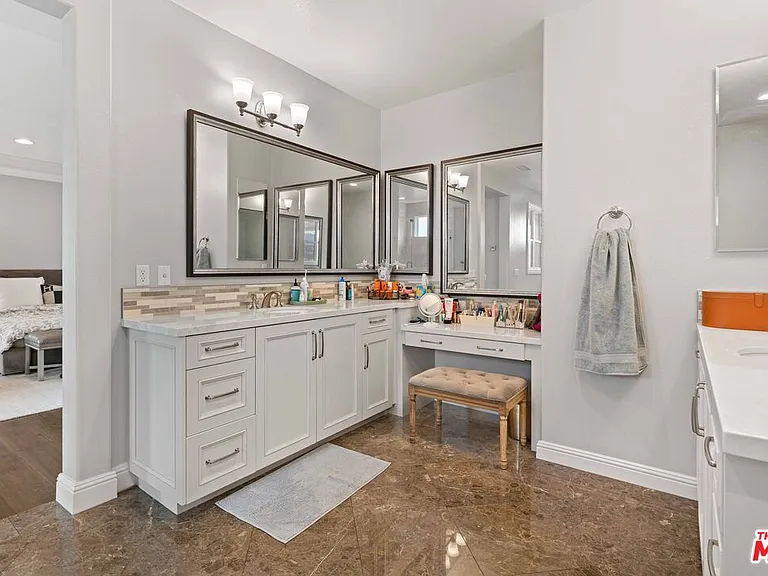 11925 N Ricasoli Way — Photo 26