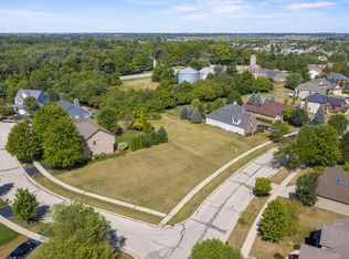 744 Merrill New Rd, Sugar Grove, IL 60554