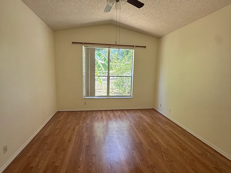 6711 Green Island Cir — Photo 13