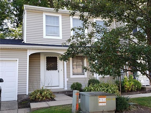 5th image of 7412 S Chestnut Commons Dr Unit C