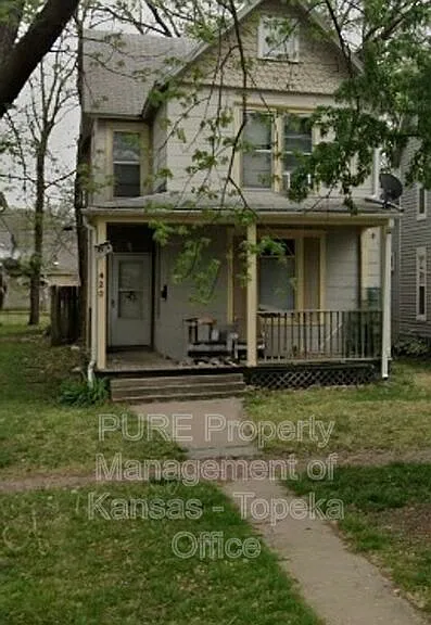 420 SW Buchanan St — Photo 1