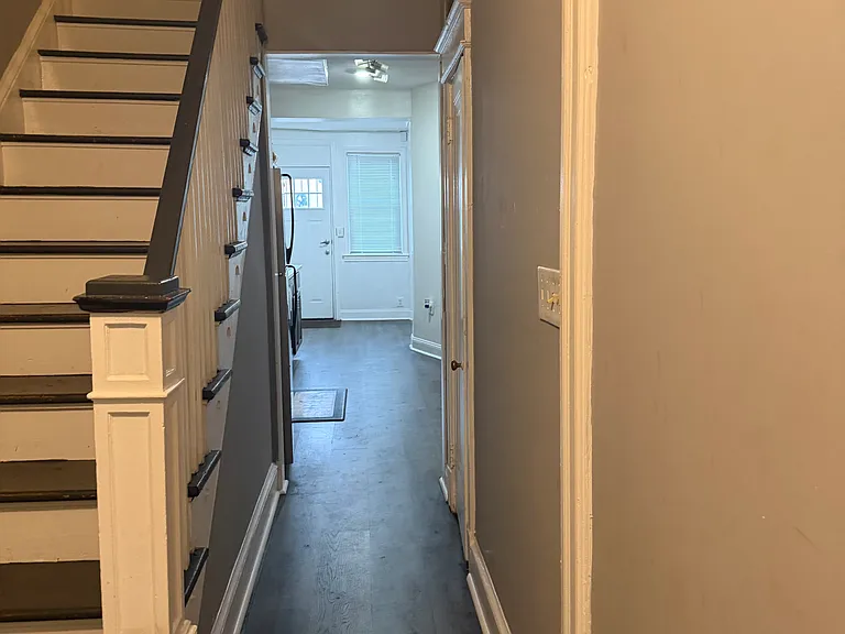 221 Missouri Ave NW — Photo 5