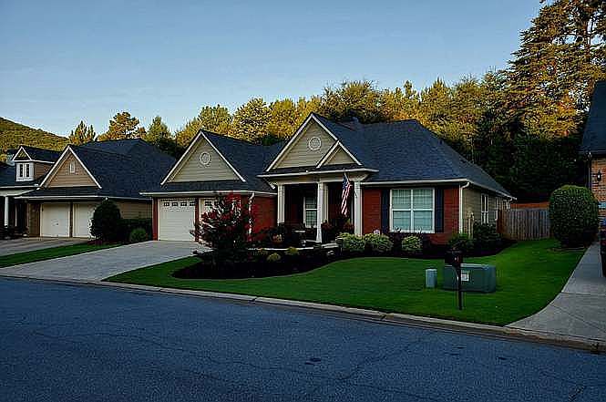 1st image of 212 Brookview Pl