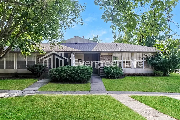 5720 Troy Villa Blvd