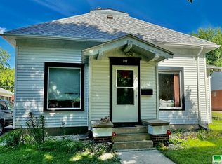 317 Ontario St, Storm Lake, IA 50588