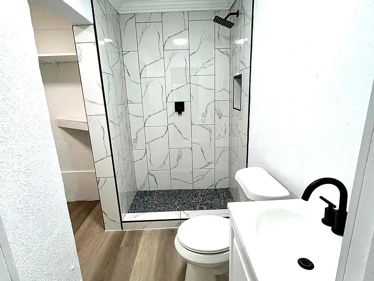 2107 Garvey Dr — Photo 33