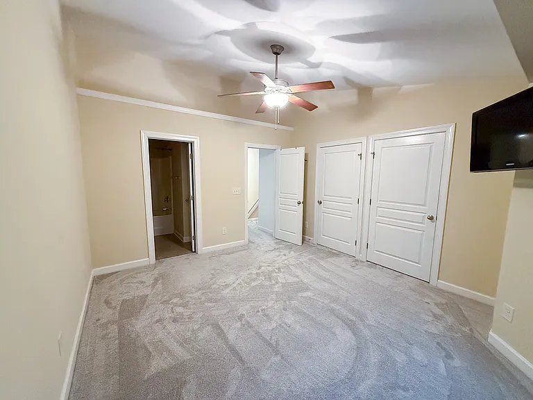 8010 Sycamore Hill Ln — Photo 12