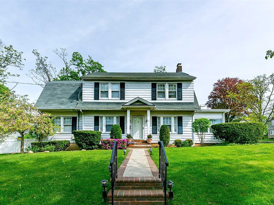 1st image of 61 Franklin Pl