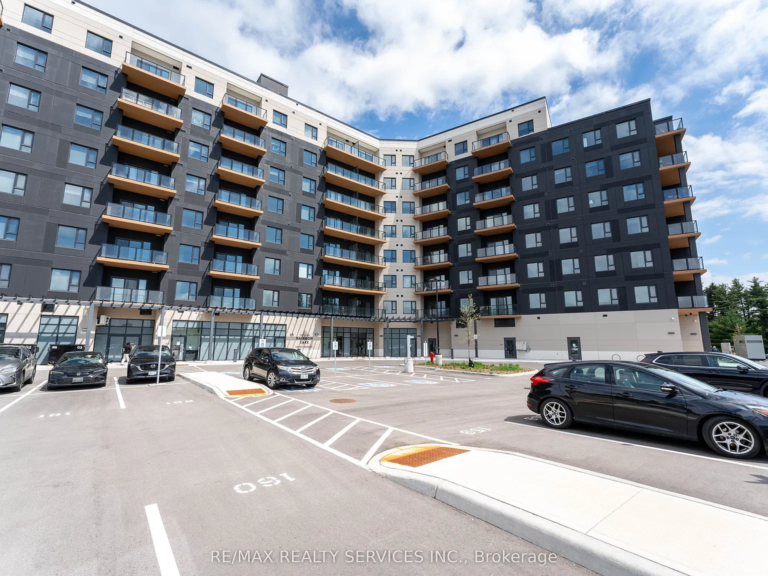 2 bed, $2,499 — Photo 1
