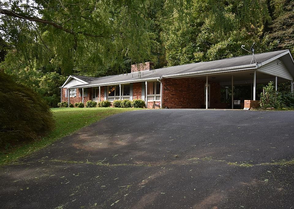 1st image of 36 Cypress Ln
