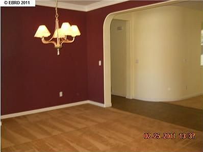 3rd image of 426 Superior Way